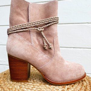 Splendid boots, tan leather, rope detail, size 8. Brand new without box.